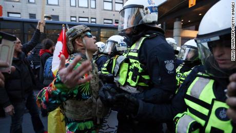 Rolling Thunder bike rally: Ottawa police arrest at least 8 during ...