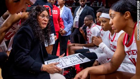 Retiring Rutgers women&#39;s basketball coach C. Vivian Stringer was inducted into the Naismith Basketball Hall of Fame in 2009.