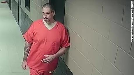 The Lauderdale County Sheriff&#39;s Office released an updated picture of Casey White Sunday.