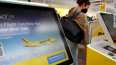 Spirit rejects JetBlue's offer, saying it wants less lucrative deal with Frontier