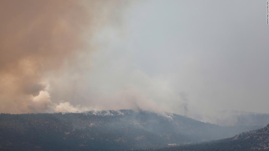 New Mexico wildfires spread rapidly as state faces critical fire threat