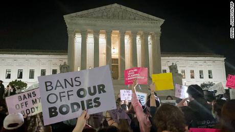 Sfrustrowani bezczynnością Waszyngtonu Demokraci patrzą na potęgę urzędów stanowych, by bronić prawa do aborcji