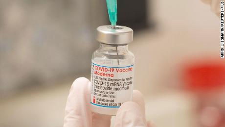 FDA finds Moderna&#39;s Covid-19 vaccine is safe and effective in younger kids
