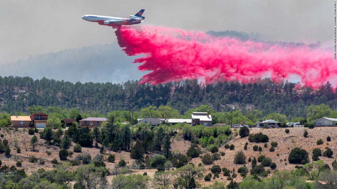 Incendios forestales en Nuevo México.  Gobernador de Nuevo México pide a Biden más ayuda con incendios forestales