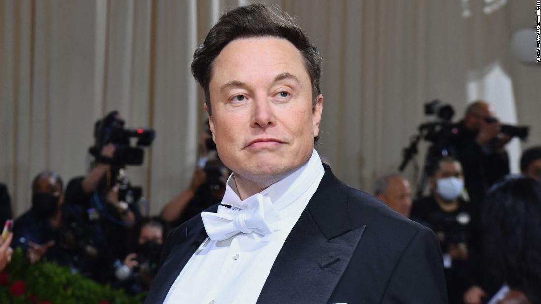 Elon Musk probably got a huge tax break when he sold off Tesla shares