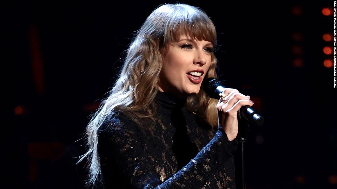 Taylor Swift re-releases her version of ‘This Love’