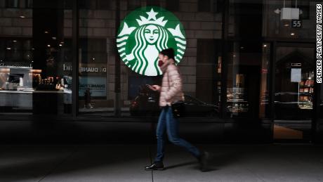 Starbucks zegt 'diep bezorgd'  Witte Huis ontmoette vakbond zonder hen