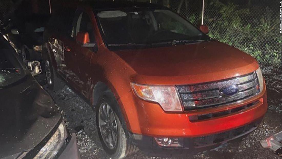 Officials investigating if missing Alabama inmate and officer got a new car after abandoning escape vehicle