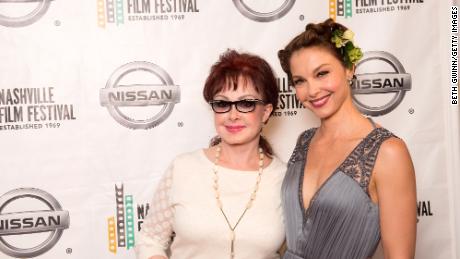 Ashley Judd writes heartfelt letter on her 'first mother's day without a mom'