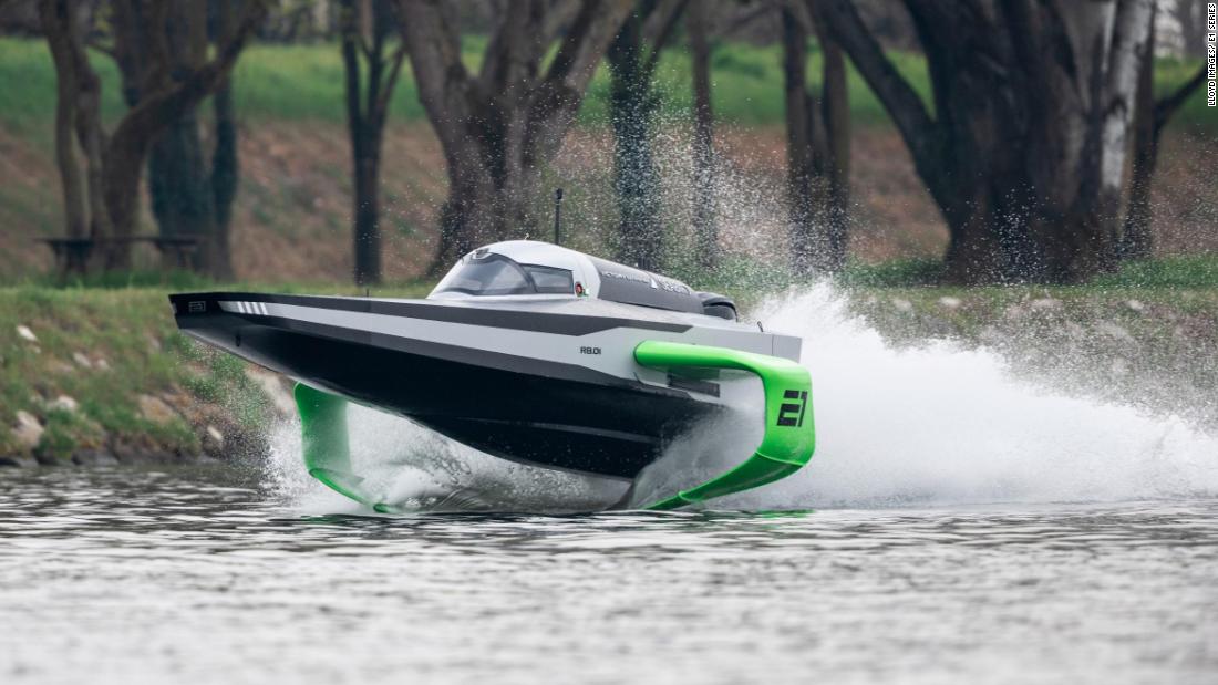 E1’s RaceBird electric powerboat doesn’t just float, it ‘flies’