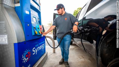 Gasoline prices hit new highs