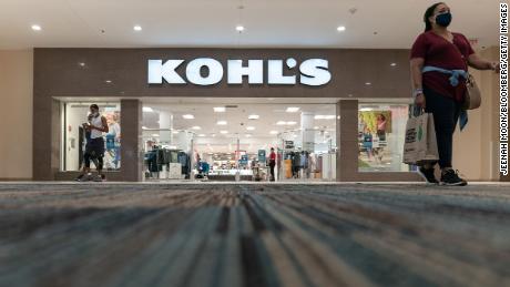 Kohl&#39;s holds off barbarians at the gate... for now