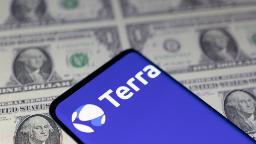 Stablecoins, açıkladı: Terra ve Luna'nın çöküşü neden yatırımcıları endişelendiriyor?
