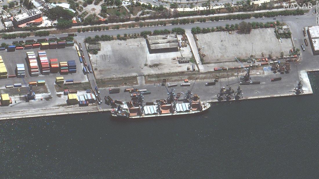 도난당한 우크라이나 곡물을 운반하는 러시아 선박이 지중해 항구에서 멀어졌지만 전부는 아닙니다.