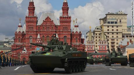 Russian BMD-4M infantry fighting vehicles and BTR-MDM armoured personnel carriers drive in Red Square during a military parade on Victory Day, which marks the 77th anniversary of the victory over Nazi Germany in World War Two, in central Moscow, Russia May 9, 2022. REUTERS/Evgenia Novozhenina