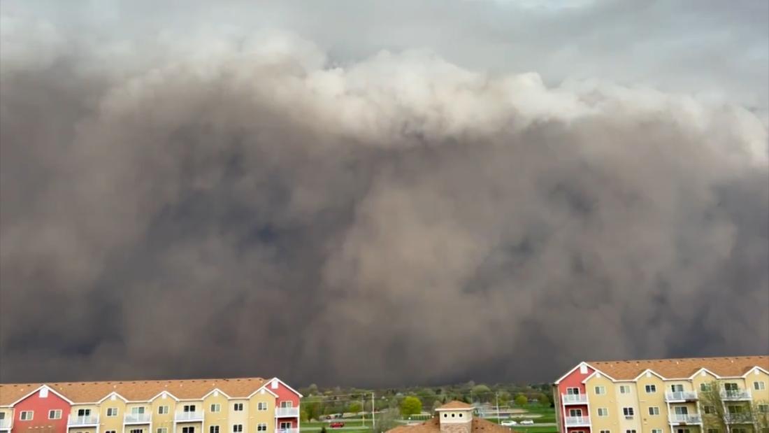 Watch dust storm turn South Dakota sky completely dark – CNN Video