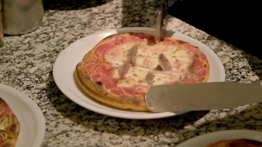Thick, sweet, and delicious: How Italians serve up pan pizza – CNN Video
