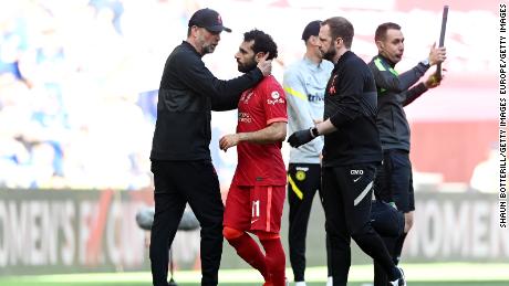 Mo Salah war ein großer Fehler für Liverpool, als er verletzt vom Platz humpelte.