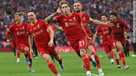 Liverpool memenangkan final Piala FA setelah mengalahkan Chelsea dalam adu penalti yang menegangkan