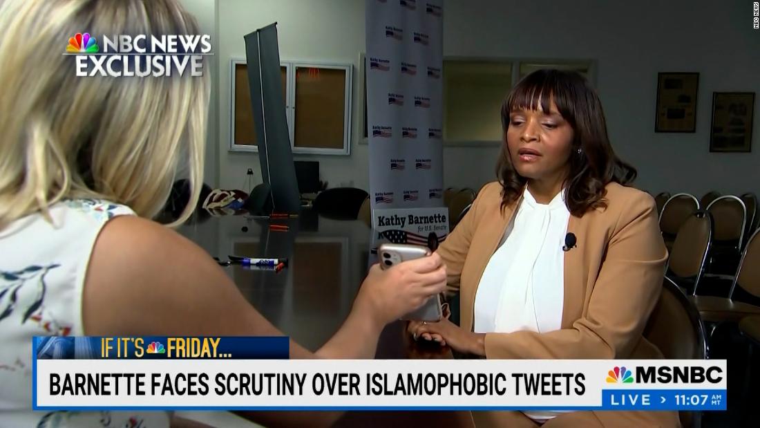Reporter shows GOP candidate her Islamaphobic tweet. Watch her reaction – CNN Video