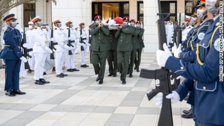 An honor guard carries the body of UAE president Sheikh Khalifa bin Zayed Al Nahyan during his burial ceremony in Abu Dhabi on Friday.