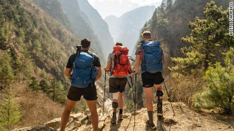 Ed Jackson: Bagaimana mantan pemain rugby lumpuh menaklukkan gunung Himalaya