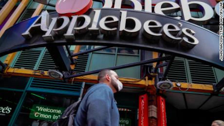 Applebee's иска повече от ресторантите си да използват кол центрове.