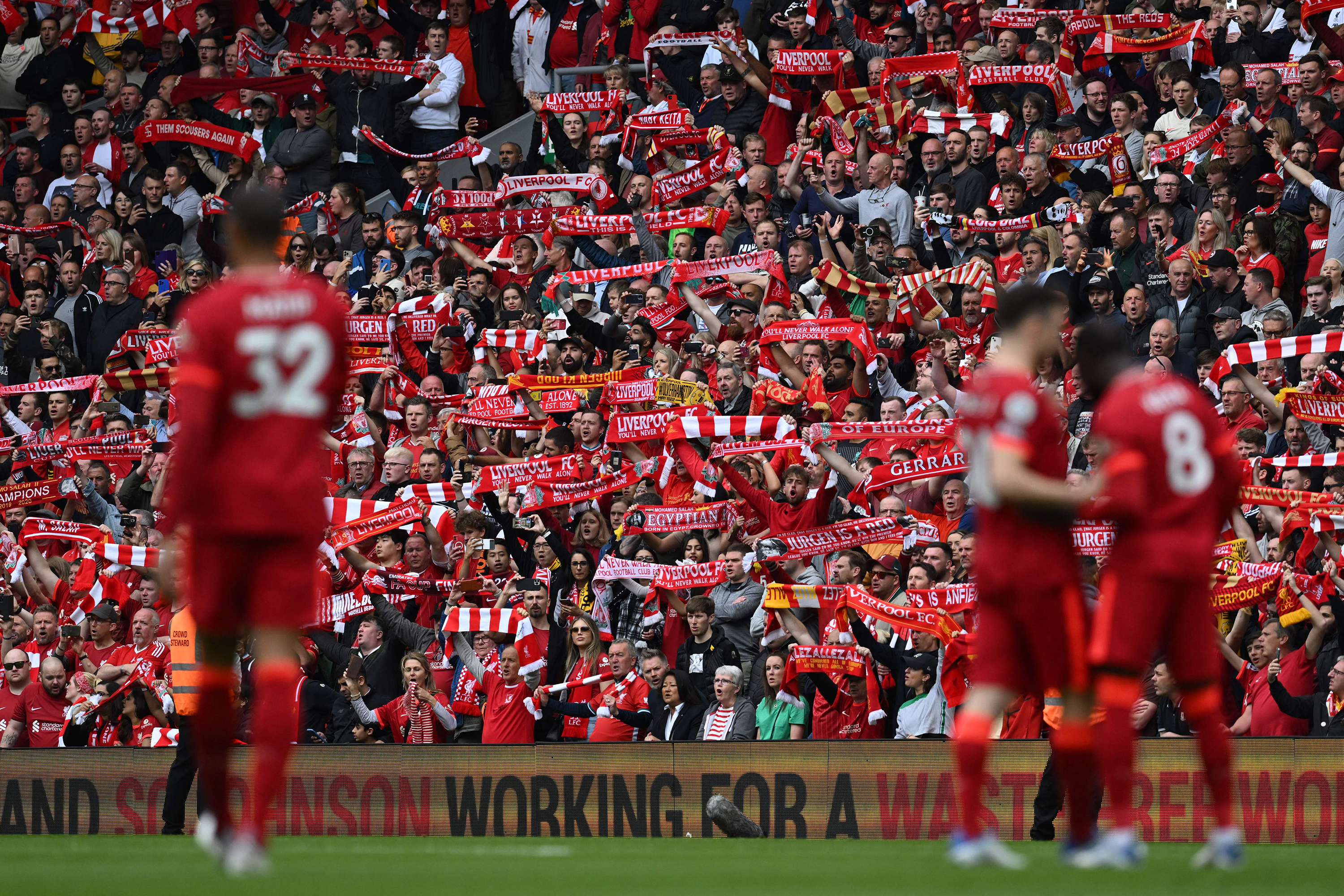 Liverpool agonizingly misses out on the Premier League title despite beating Wolves