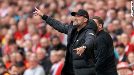 Liverpool manager Jurgen Klopp signals during the game.