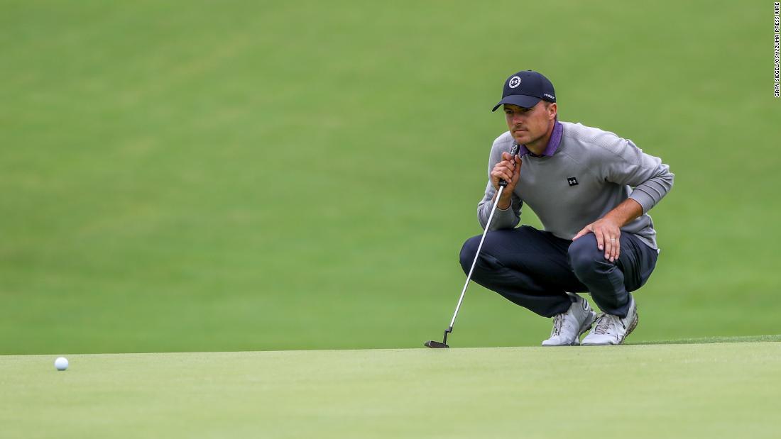 Jordan Spieth skips ball off water at PGA Championship