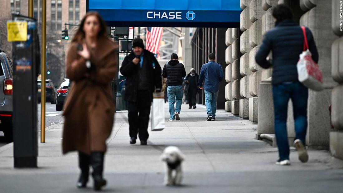Stocks surge thanks to big rally for JPMorgan Chase and other banks