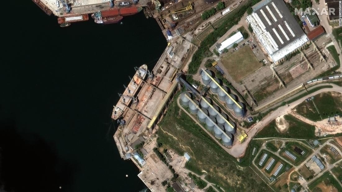 Satellite Images Appear To Show Russian Ships Loading Up With Ukrainian ...