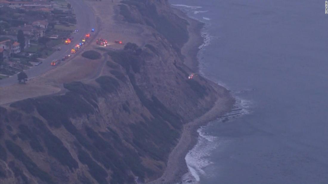 1 dead and 3 hurt after fall from oceanside cliff in Southern California