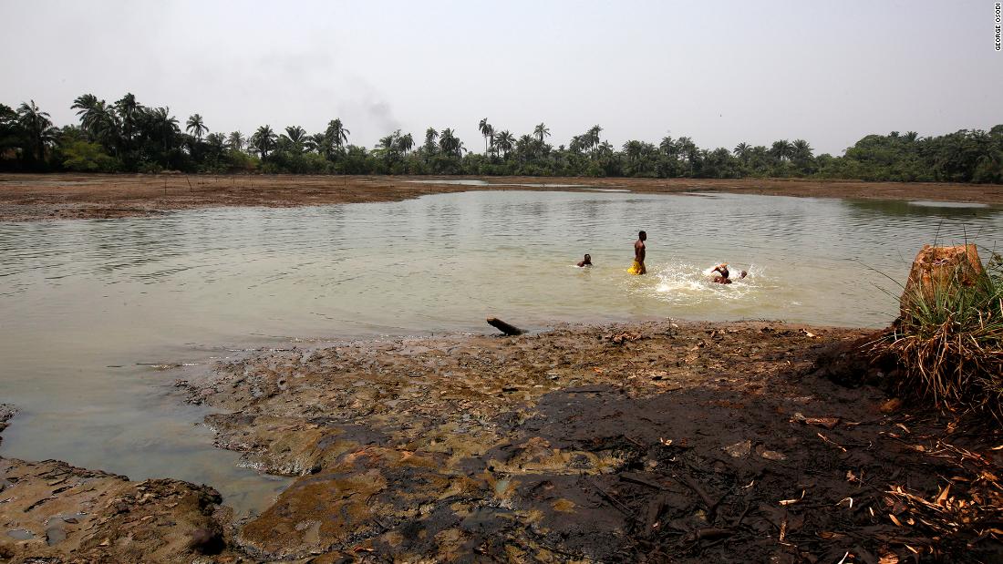 Shell Escaped Liability For Oil Spills In Nigeria For Years Then Four Farmers Took Them To