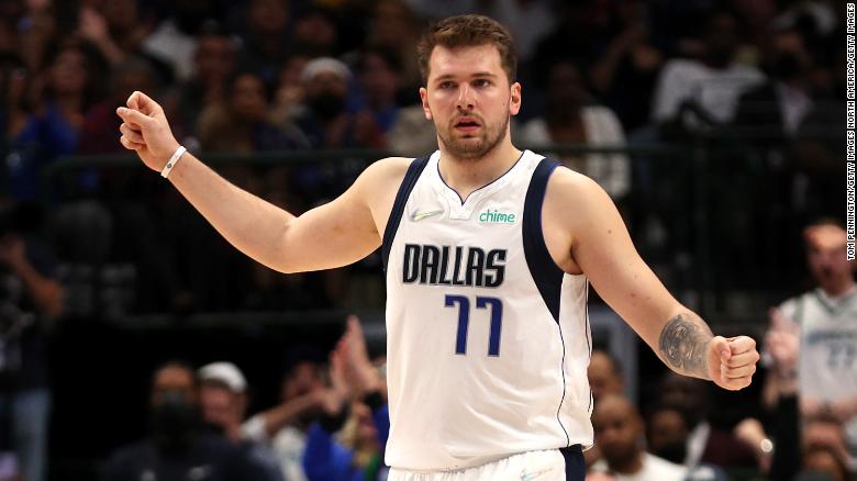Luka Doncic leads Dallas Mavericks to victory against Golden State Warriors to avoid WCF sweep