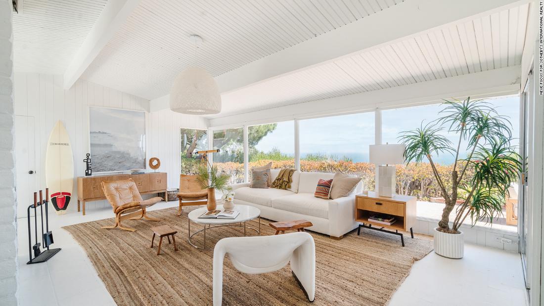 Inside Emma Stone’s Malibu home, on the market for $4.3 million