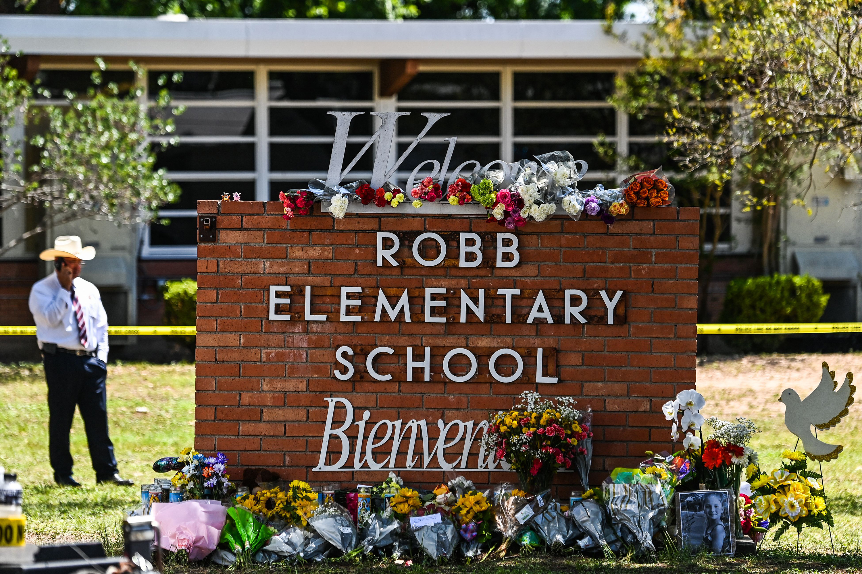 Robb Elementary massacre: Uvalde school district had detailed security plan  | CNN