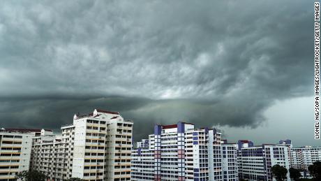 Onweerswolken gezien in het westelijke deel van Singapore.