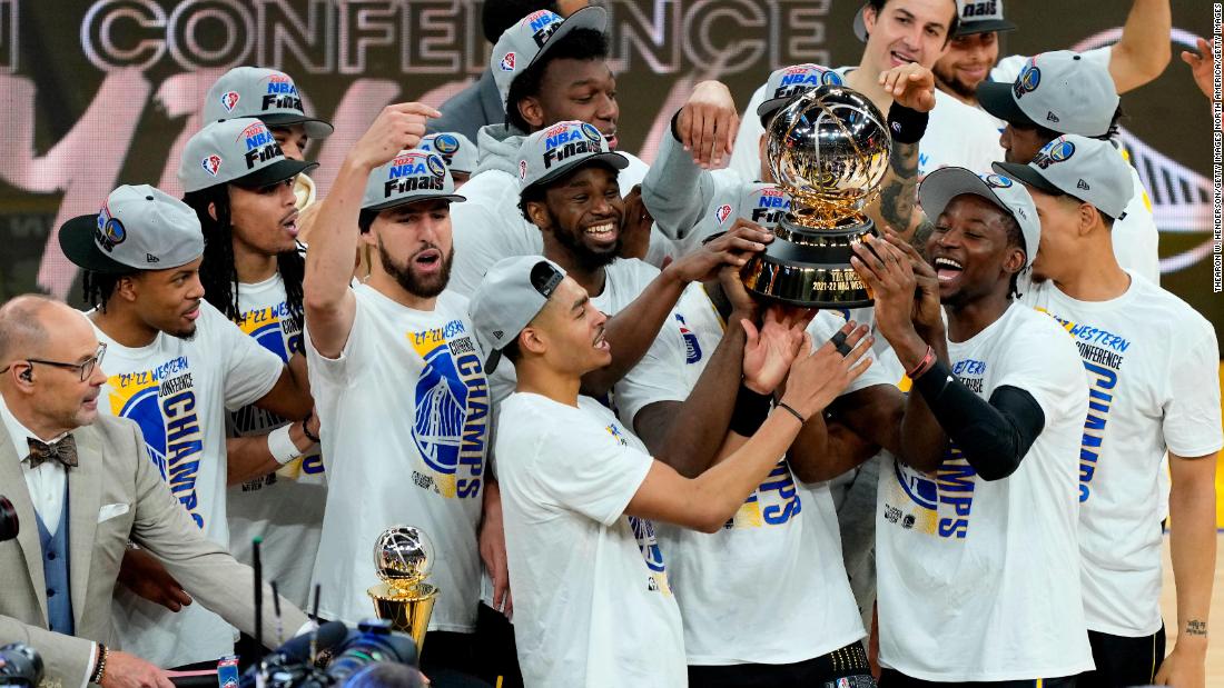 Golden State Warriors beat the Dallas Mavericks to reach sixth NBA Finals in eight years