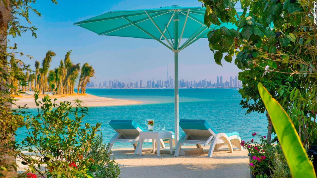 جزيرة دبي المرموقة حيث تفتح كل غرفة على شاطئ خاص