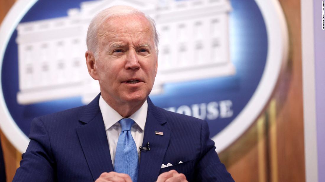 Beneath Biden’s struggle to break through is a deeper dysfunction among White House aides