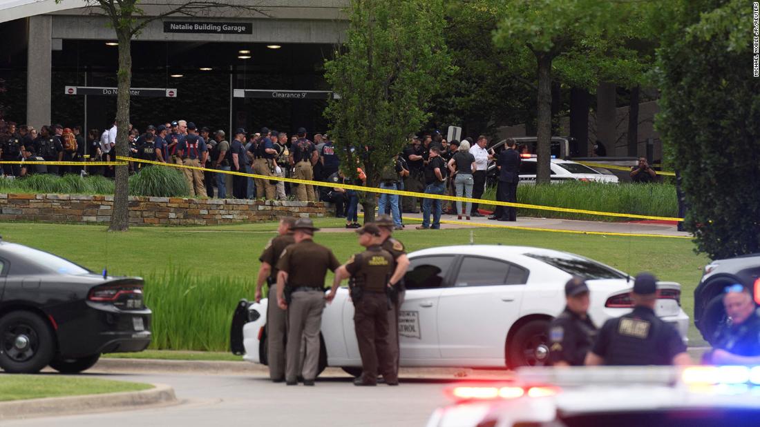 'It was just madness inside.' Gunman kills 4 people at Tulsa hospital complex