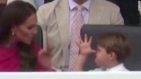 Prince Louis throws a tantrum during jubilee pageant