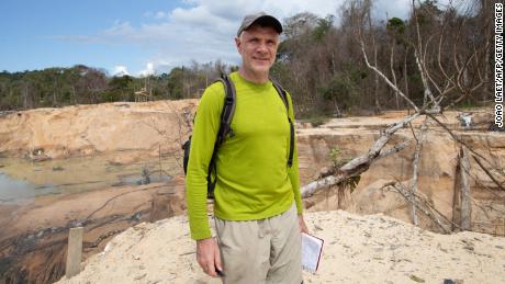 Veteran foreign correspondent Dom Phillips visits in a mine in Roraima State, Brazil, on November 14, 2019. - Phillips went missing while researching a book in the Brazilian Amazon&#39;s Javari Valley with respected indigenous expert Bruno Pereira. Pereira, an expert at Brazil&#39;s indigenous affairs agency, FUNAI, with deep knowledge of the region, has regularly received threats from loggers and miners trying to invade isolated indigenous groups&#39; land.