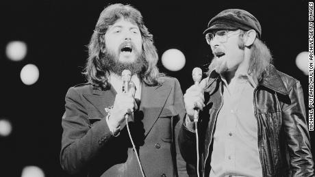 Dash Crofts (left) and Jim Seals perform as Seals and Crofts on April 30, 1975. 