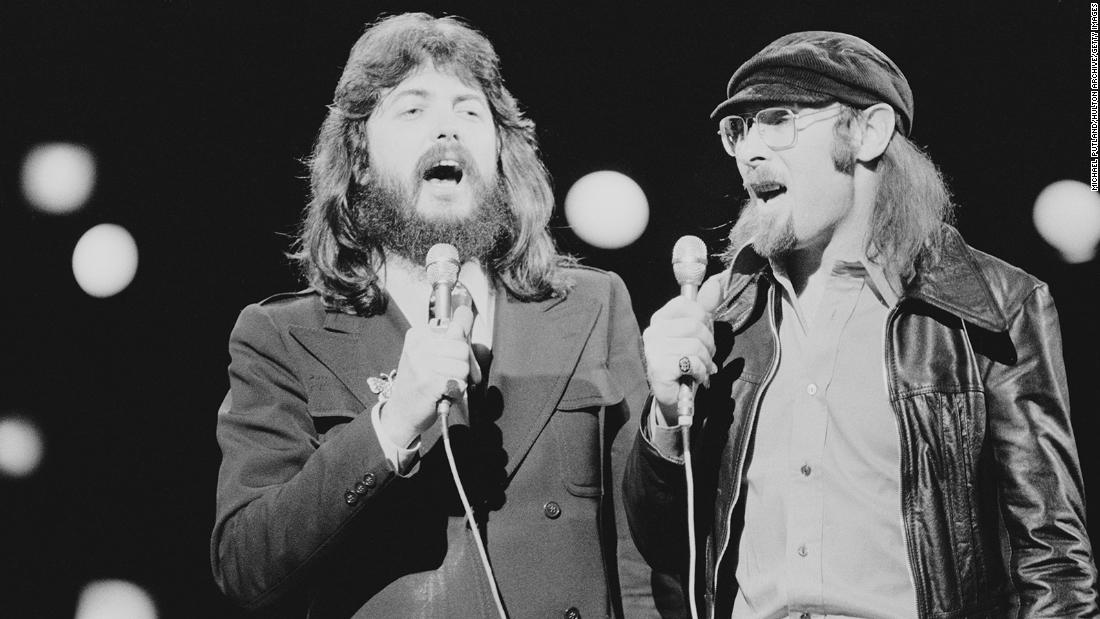 &lt;a href=&quot;https://www.cnn.com/2022/06/08/entertainment/jim-seals-dead-intl-scli/index.html&quot; target=&quot;_blank&quot;&gt;Jim Seals,&lt;/a&gt; one half of 1970s soft-rock duo Seals and Crofts, died at the age of 80, his family announced on June 7. Seals is seen here at right with musical partner Darrell &quot;Dash&quot; Crofts. They were known for hits such as &quot;Summer Breeze,&quot; &quot;Diamond Girl&quot; and &quot;Get Closer.&quot;