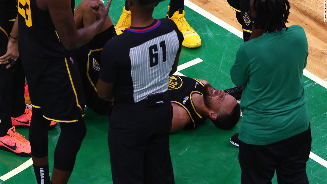 Jogo 3 das finais da NBA: lesão de Steve Curry 116-100 Golden State Warriors derrota para Boston Celtics