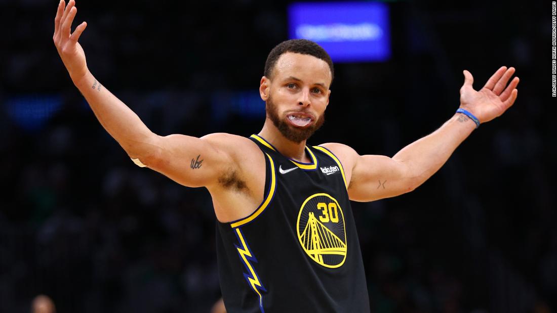 Steph Curry’s 43-point masterpiece helps Warriors level series with Boston
