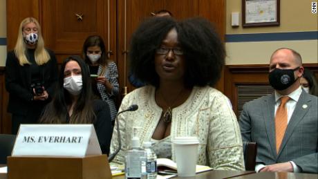 &#39;I can feel pieces of that bullet in his back&#39;: Survivor&#39;s mom testifies before Congress