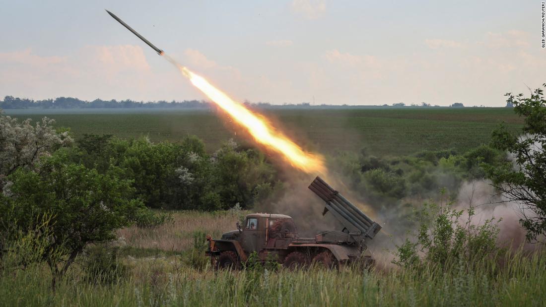 قال وزير الدفاع الأوكراني إن الأسلحة الجديدة ستسمح لأوكرانيا باستعادة الأراضي المحتلة